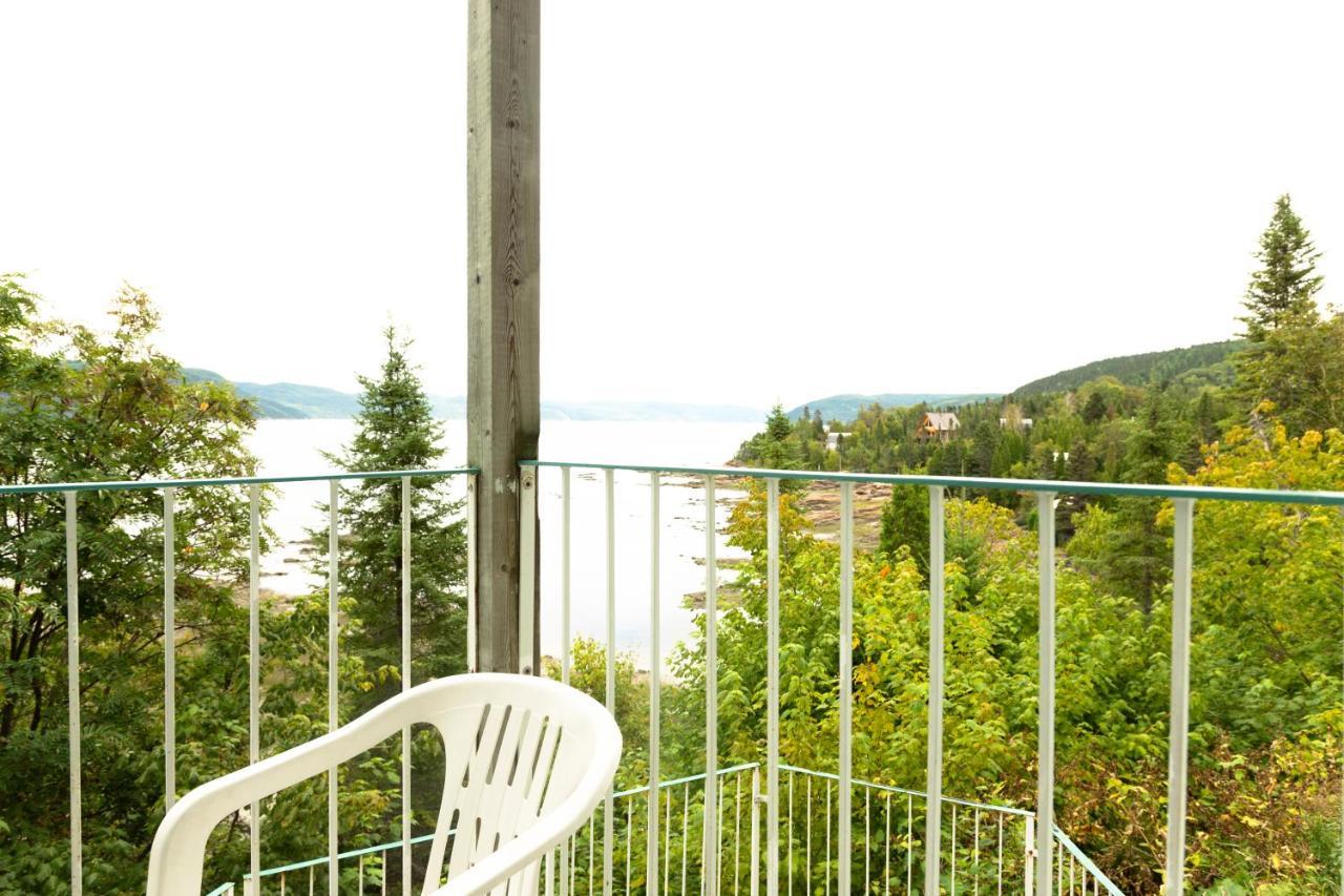 Auberge de la Rivière Saguenay La Baie Exterior foto